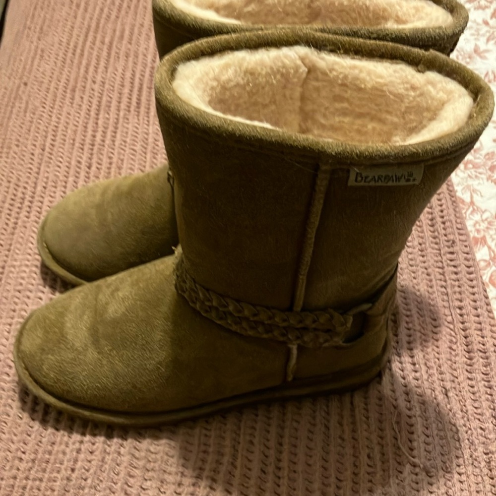 BearPaw Tan Ankle Boots with Cozy Lining